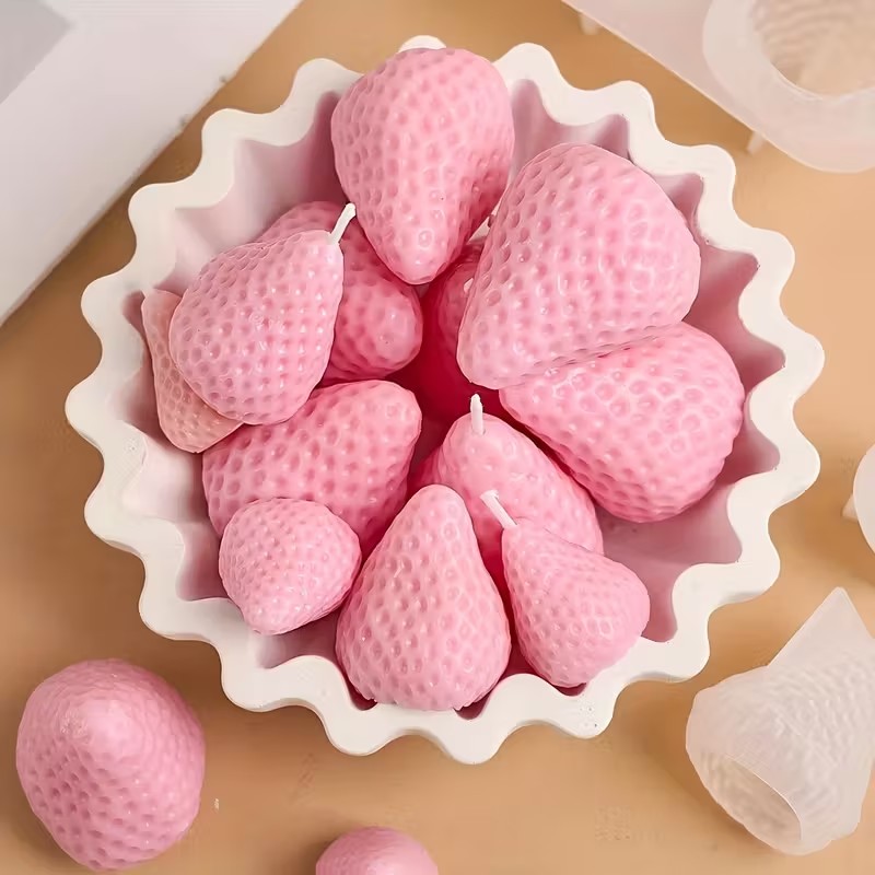 Strawberry Silicone Candle Mol - огляд і ціна Candle Making Items